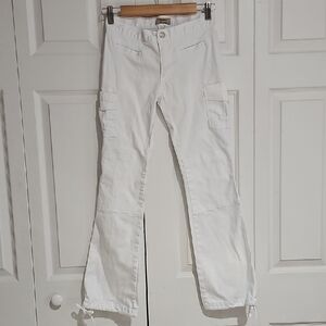 Nikkie Threads White Cargo Pants – Size 5 – Y2K Pocket Style